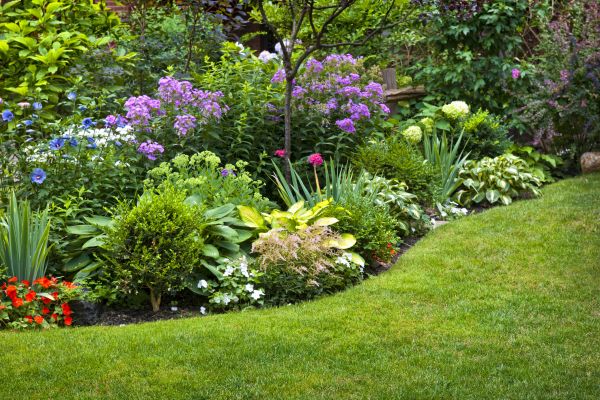 Flower Bed Service in Snellville