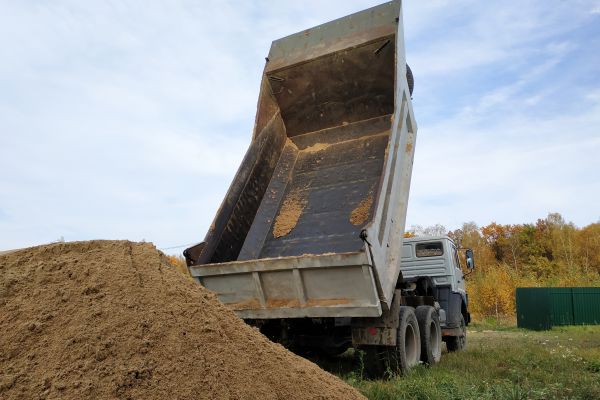 Topsoil Delivery in Snellville