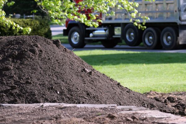 Yard Dirt Delivery in Snellville